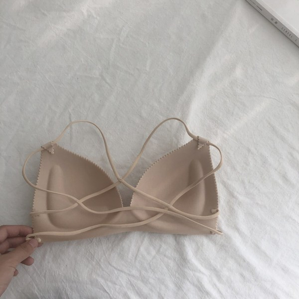 Sutien de dama cu tampoane si bretele subtiri in bej si negru