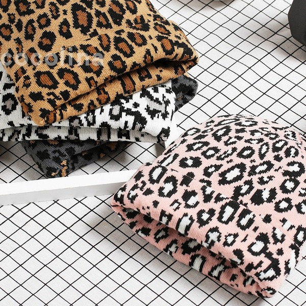 Pălărie casual de iarnă de damă cu model animal în patru culori