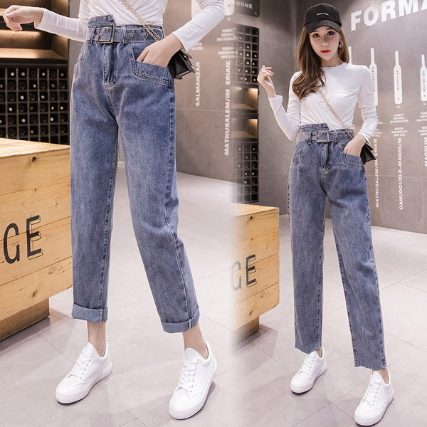 Blugi de dama asimetrici in albastru cu curea - model drept