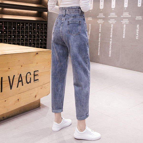 Blugi de dama asimetrici in albastru cu curea - model drept