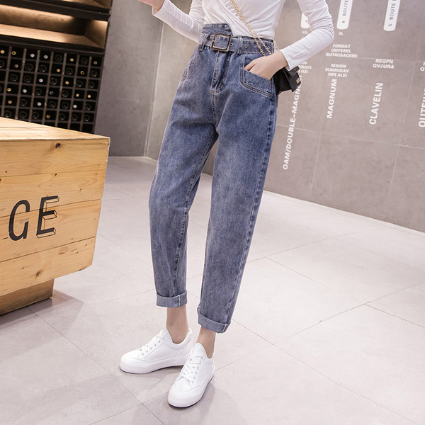 Blugi de dama asimetrici in albastru cu curea - model drept