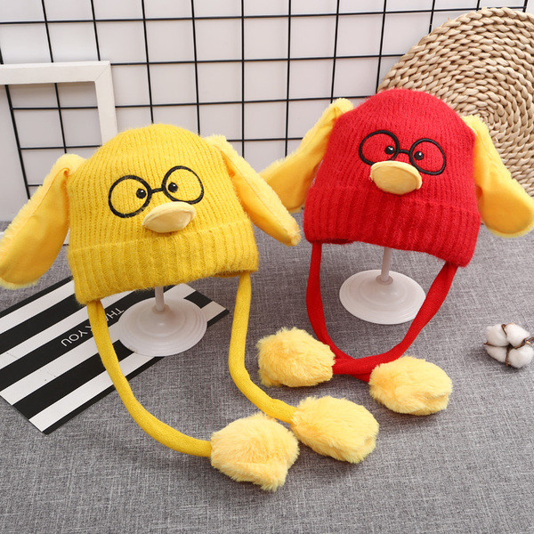 Gyerek téli sapka nyakkendővel és rátéttel hat színben