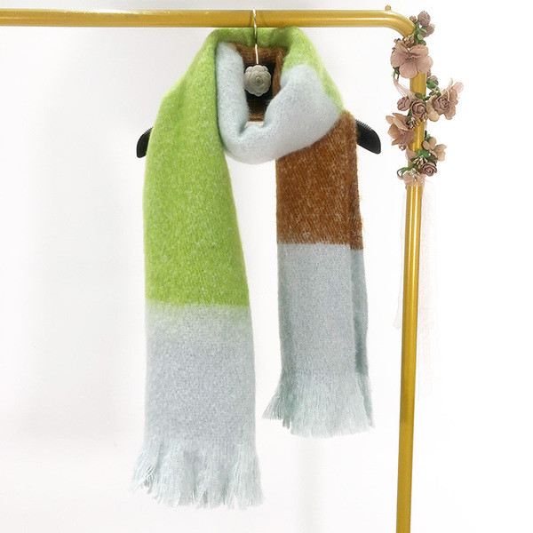 Modern kockás sál narancssárga, zöld és kék színben