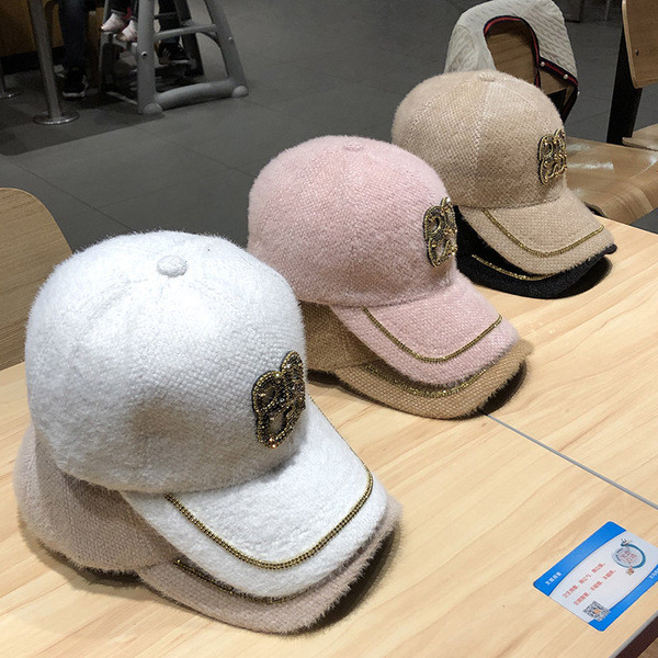 Női pehelysapka baseball sapkával díszítő kövekkel