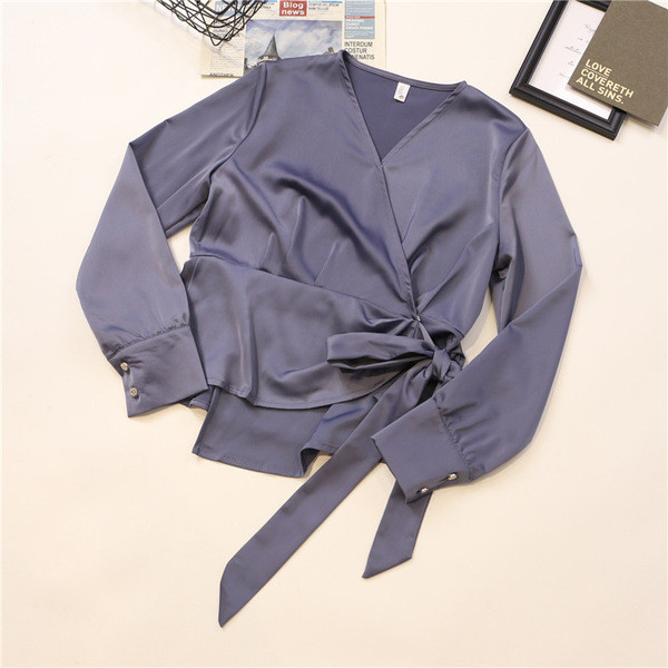 Stílusos női ing hat színben V-nyakkal és fűzővel