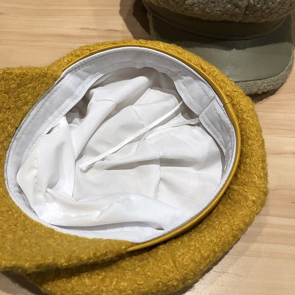 Női téli sapka sapka típusa sárga, fekete, fehér, szürke és bézs színben