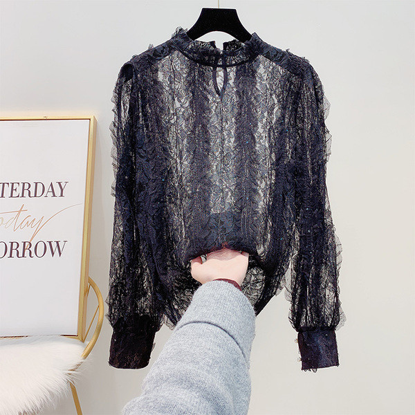 Stílusos csipke ing hosszú ujjal és fürtökkel, fekete, fehér és bézs színben