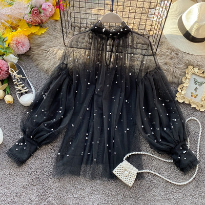 Modern női pecsét ing fehér és fekete gyöngyökkel