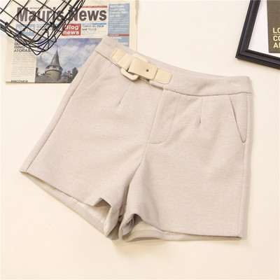 Retro stílusú női rövidnadrág magas derékkal, négy színben