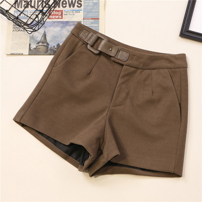 Retro stílusú női rövidnadrág magas derékkal, négy színben