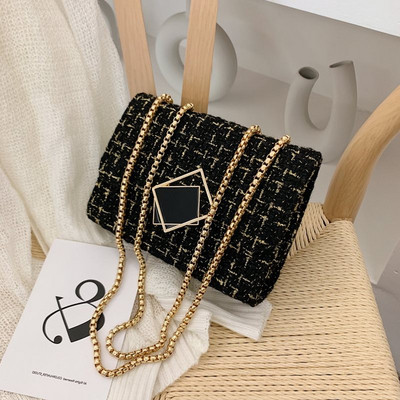 Modern női kis válltáska fekete, fehér, rózsaszín és piros színben