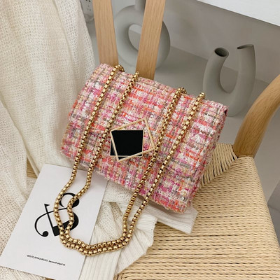 Modern női kis válltáska fekete, fehér, rózsaszín és piros színben