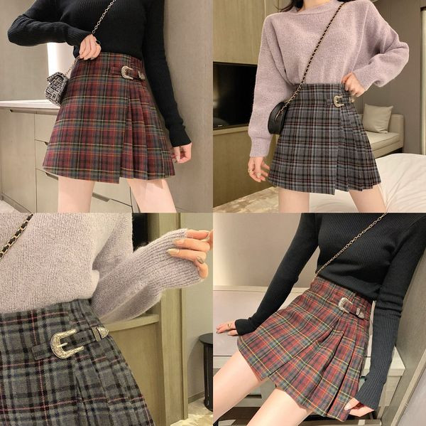 Gyapjú női hajtogatott szoknya magas derékkal és övvel szürke és piros kockás színben