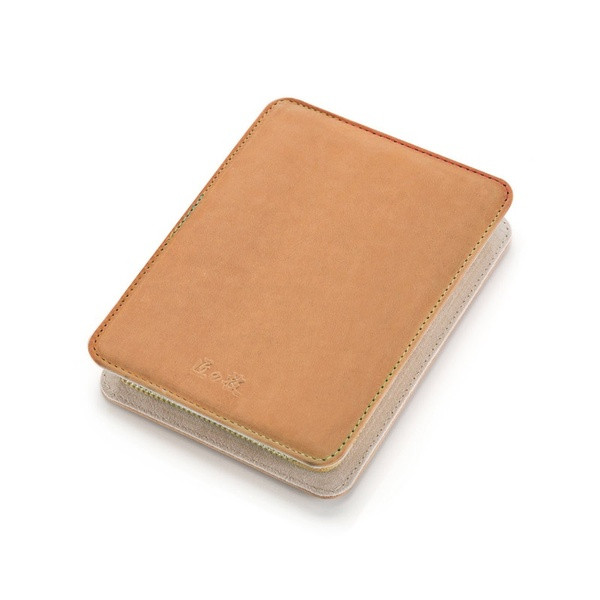 Комплект инструменти от неръждаема стомана за маникюр и педикюр + кожен калъф в бежов цвят 