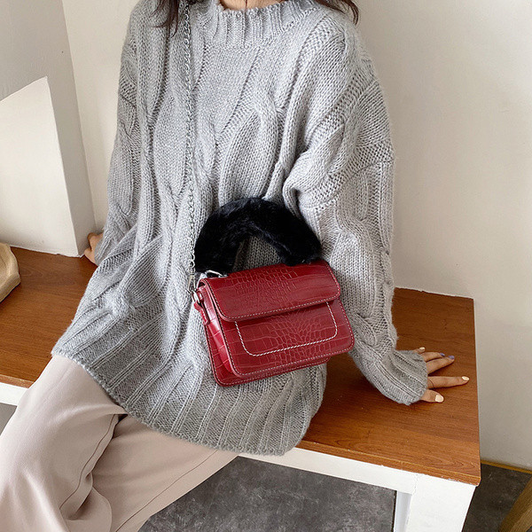 Modern női táska - retro stílusú, két füllel, fekete, barna és piros színben