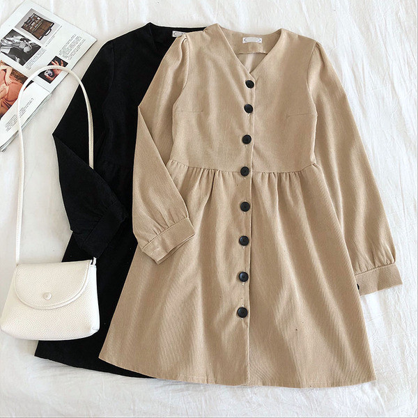 Retro stílusú női ruha V-nyakkal és macskákkal