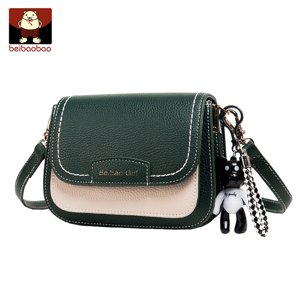 Női bőr válltáska fekete, barna, zöld, sárga és piros színben