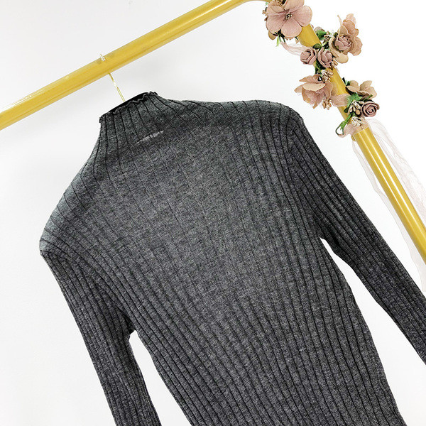 Női őszi-téli pólós modell szürke színben