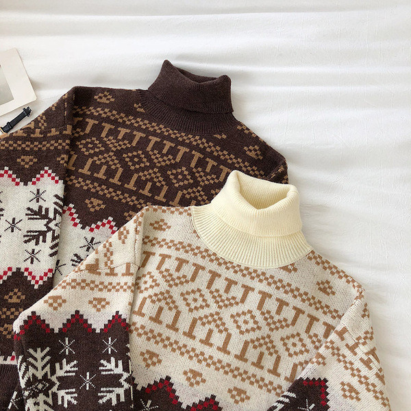 Karácsonyi bézs és barna színű női pulóver pólógallérral