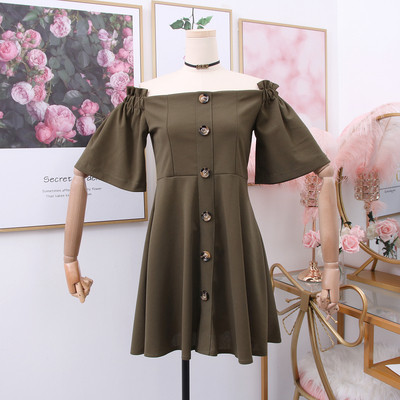 Modern női ruha csupasz váll és gombokkal több színben