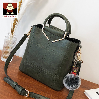 Modern női táska két füllel öko bőrből - retro stílusban többféle színben