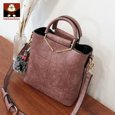 Modern női táska két füllel öko bőrből - retro stílusban többféle színben