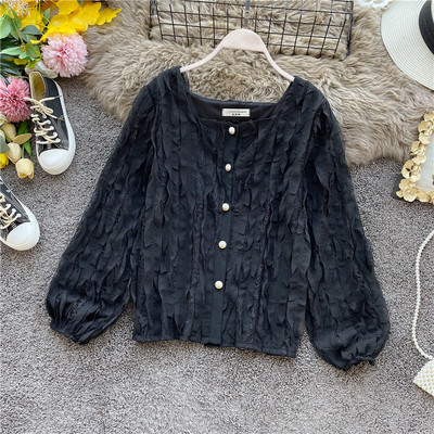 Modern női ing gombokkal és négyzet alakú nyakkivágással, négy színben