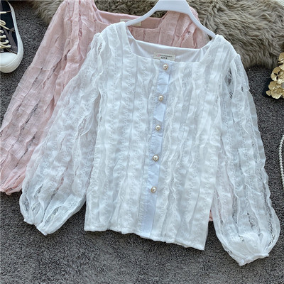 Modern női ing gombokkal és négyzet alakú nyakkivágással, négy színben