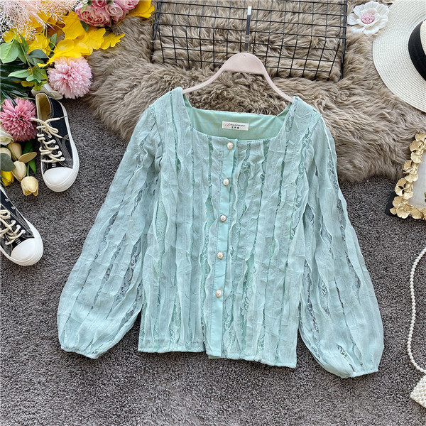 Modern női ing gombokkal és négyzet alakú nyakkivágással, négy színben