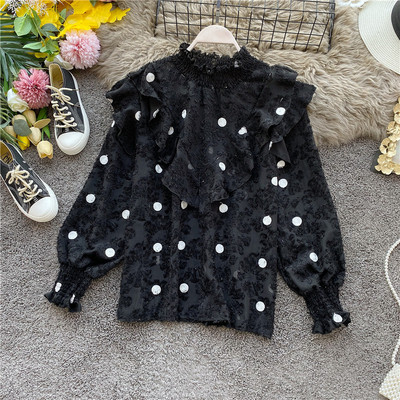 Modern női sifon ing magas gallérral és fürtökkel, fehér, bézs és fekete pöttyökkel