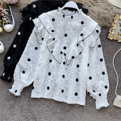 Modern női sifon ing magas gallérral és fürtökkel, fehér, bézs és fekete pöttyökkel