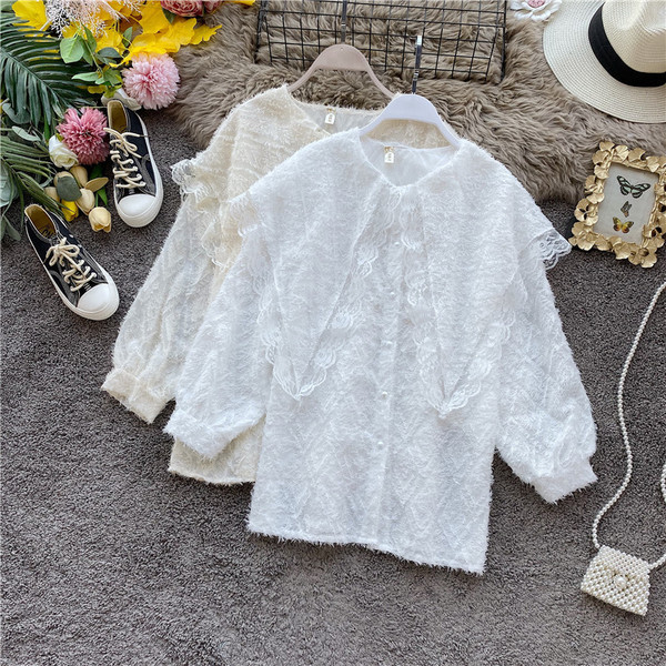 Modern női csipke ing hosszú ujjal és gombokkal fekete, fehér és bézs színben