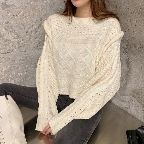 Rövid, hosszú ujjú női pulóver bézs és fekete színben