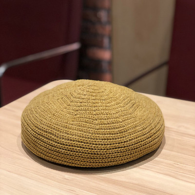 Női téli kötött barett típusú sapka