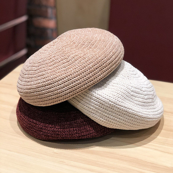 Női téli kötött barett típusú sapka