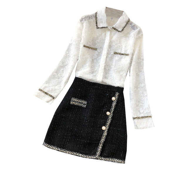 Modern női kétrészes szett csipkével és fényes elemmel