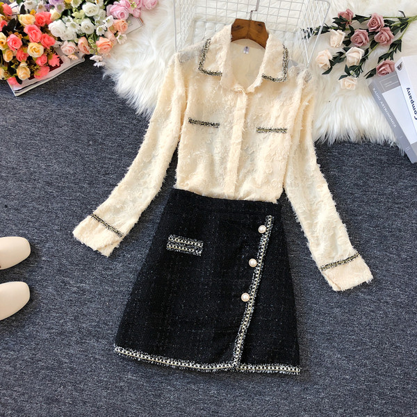 Modern női kétrészes szett csipkével és fényes elemmel