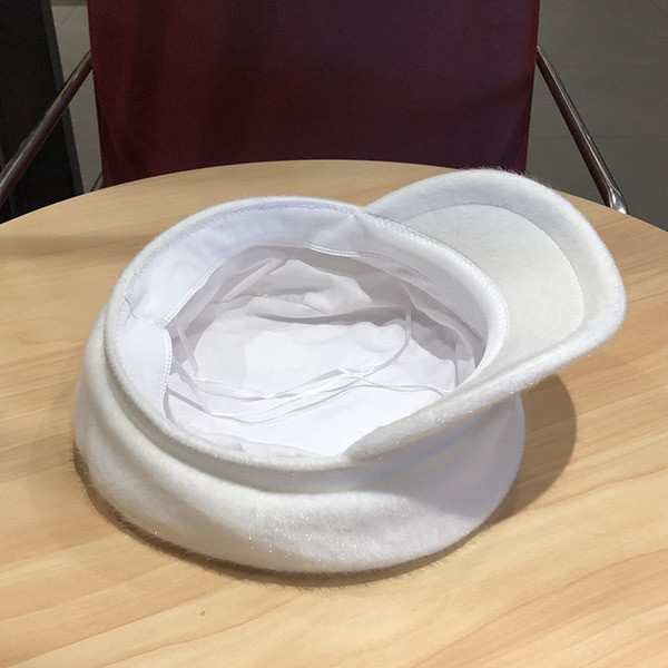 Plüss női sapka típusú rózsaszín, fehér, fekete és barna