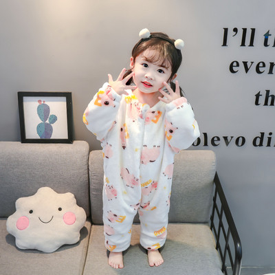 Gyerek téli pizsama lányoknak fehér színben, cipzárral és kerek nyakkivágással