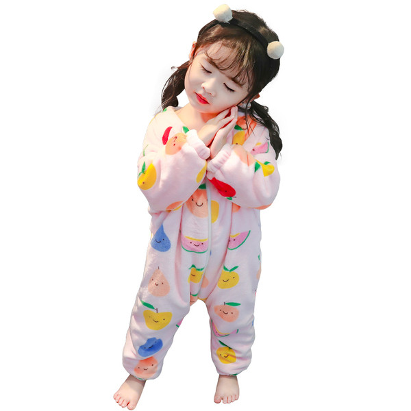 Gyerek pizsama lányoknak rózsaszínben, cipzárral és ovális nyakkivágással