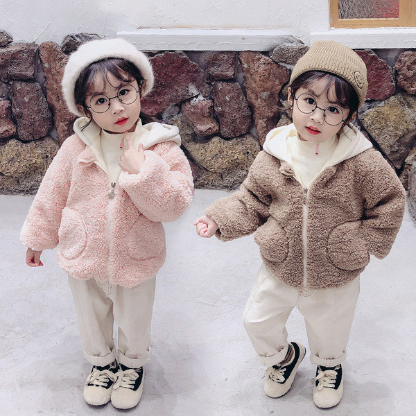 Gyerek kabát lányoknak három színben zsebekkel és 3D elemmel