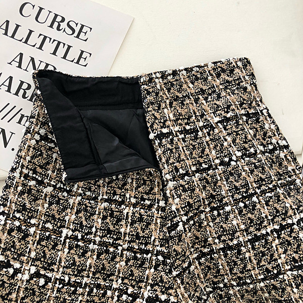 Modern női magas derekú nadrág fekete és arany színben