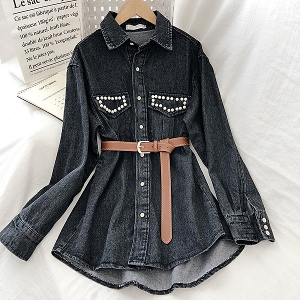 Modern női farmer ing gyöngyökkel és klasszikus gallérral kék és fekete színben