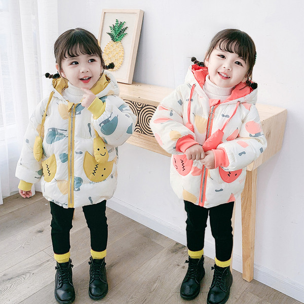 Gyermek téli kabát két színben kapucnival és nyakkendővel lányoknak