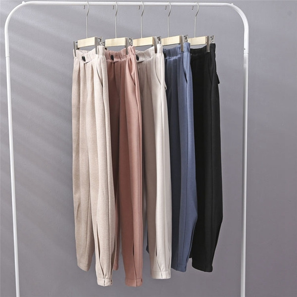 Női alkalmi nadrág zsebekkel - magas derék, bézs, fehér, rózsaszín, kék és fekete színben