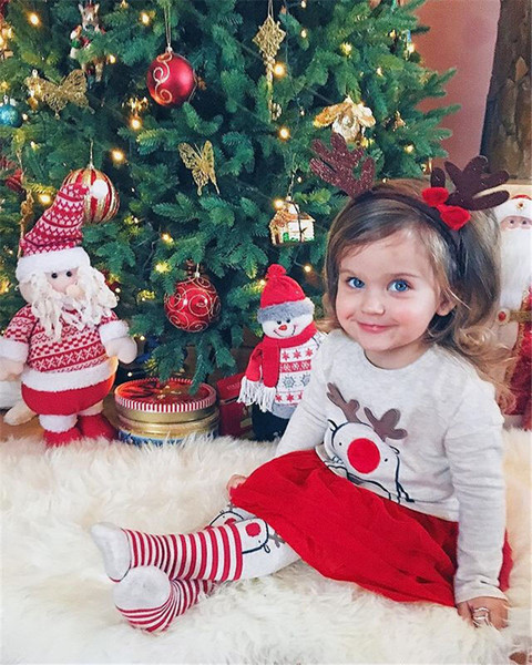 Piros színű, kétrészes karácsonyi gyerekkészlet