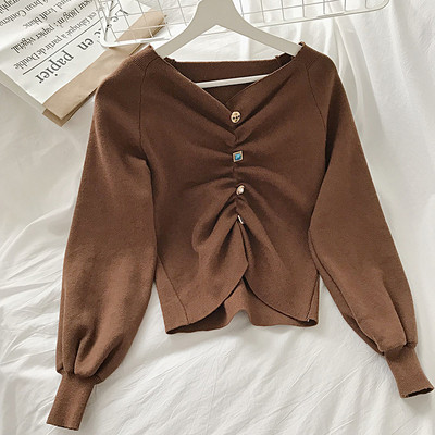 Modern női pulóver négy színben, gombokkal és spitz nyakkivágással