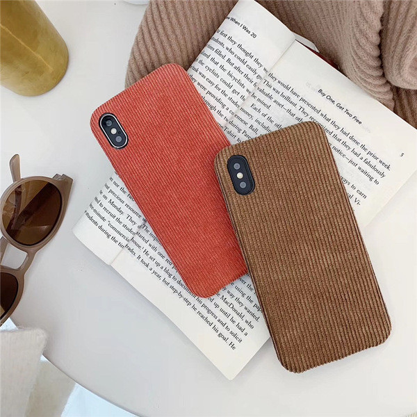 Plüss kemény tok Iphone X / XS készülékhez piros, narancssárga, barna és rózsaszín színben