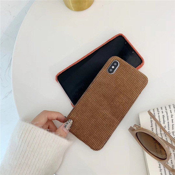 Plüss kemény tok Iphone X / XS készülékhez piros, narancssárga, barna és rózsaszín színben