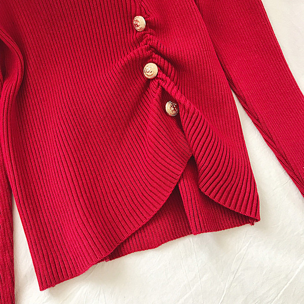 Női alkalmi blúz ovális nyakkivágással és csupasz vállszínű piros, fehér és fekete színben